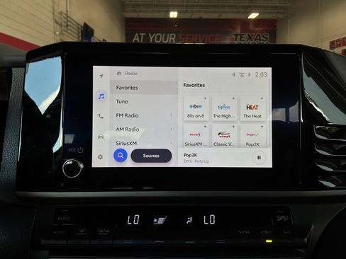Used 2025 Toyota Camry LE FWD image 29