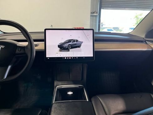 Used 2022 Tesla Model 3 Long Range AWD/4WD image 20