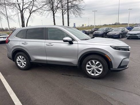 Used 2025 Honda CR-V LX image 5