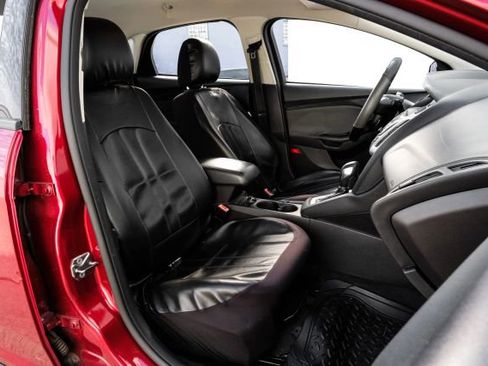 Used 2013 Ford Focus SE image 28