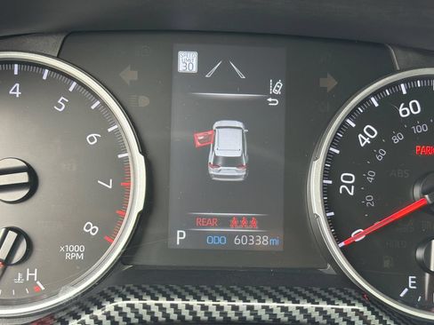 Used 2022 Toyota RAV4 LE FWD image 21
