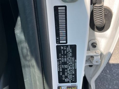 Used 2025 Kia K4 LXS image 29