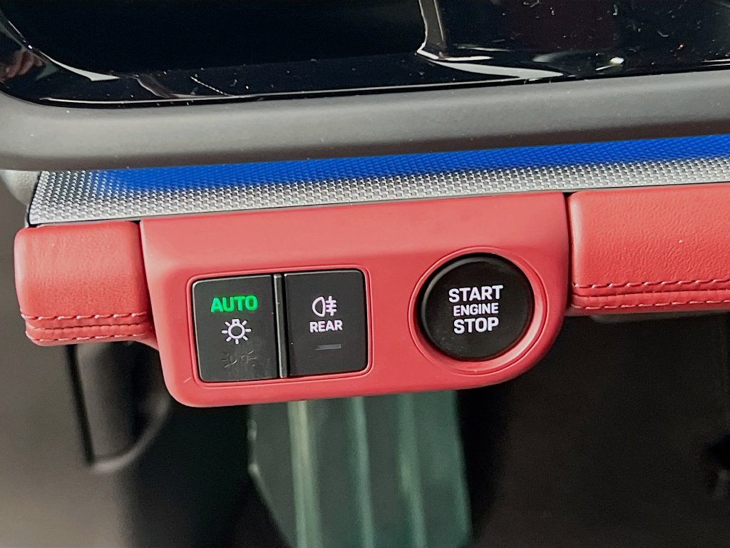 New 2026 Porsche Panamera 4 AWD/4WD image 11