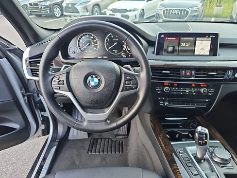 Used 2018 BMW X5 xDrive40e AWD/4WD image 12