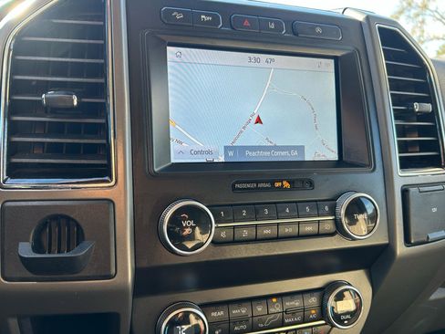 Used 2021 Ford Expedition Max XLT image 35