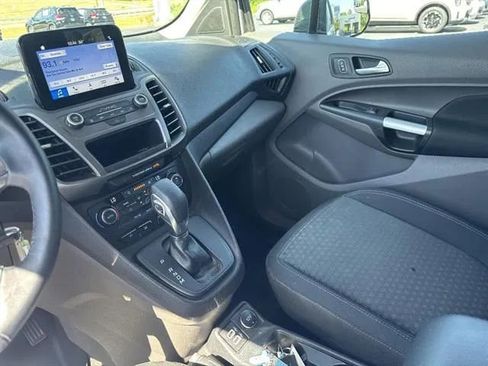 Used 2019 Ford Transit Connect XLT w/ Driver-Assist Package FWD image 11