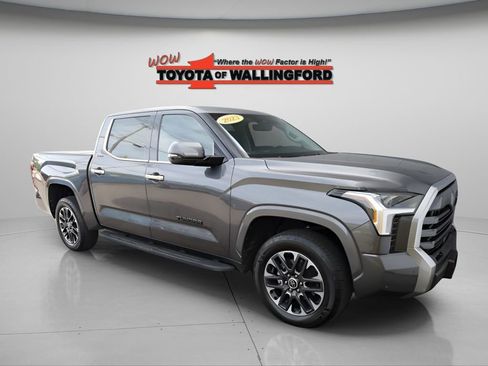 Used 2023 Toyota Tundra Limited w/ Power Package AWD/4WD image 14