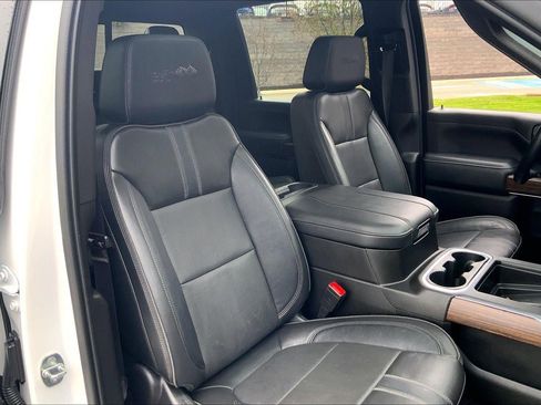 Used 2023 Chevrolet Silverado 2500 High Country w/ Z71 Off-Road Package AWD/4WD image 7