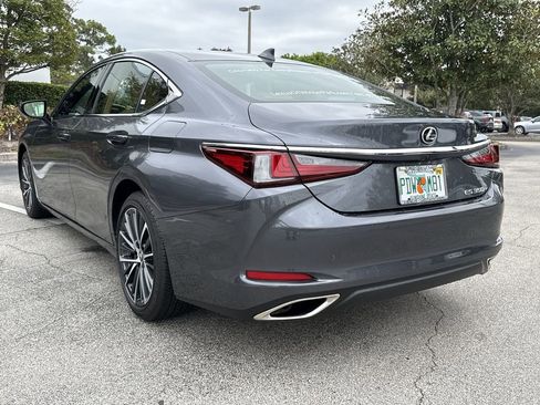 Used 2025 Lexus ES 350 w/ Premium Package image 10
