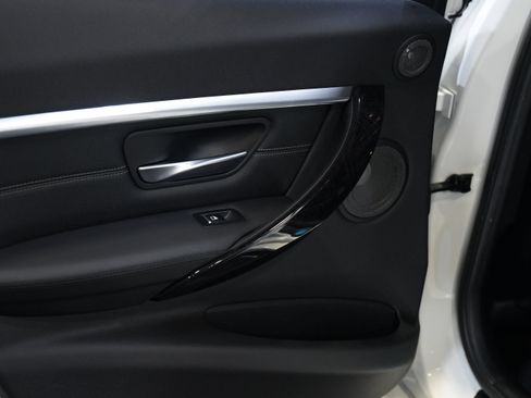 Used 2016 BMW 340i Sedan RWD image 27
