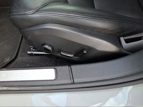 Used 2025 Volvo S60 B5 Core image 12