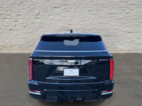 New 2025 Cadillac Escalade IQ Luxury 2 image 4