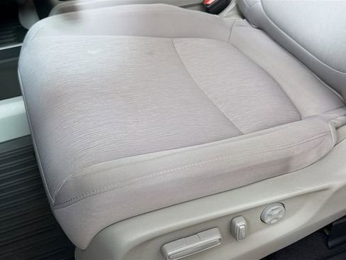 Used 2018 Honda Odyssey EX image 18