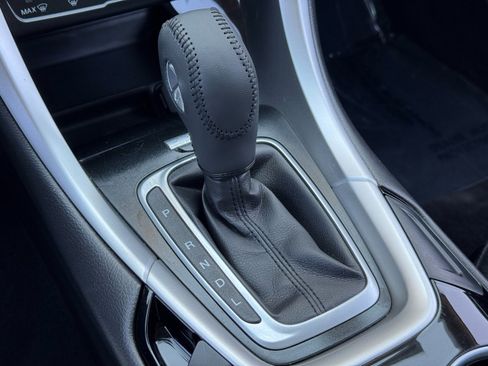 Used 2013 Ford Fusion SE FWD image 28