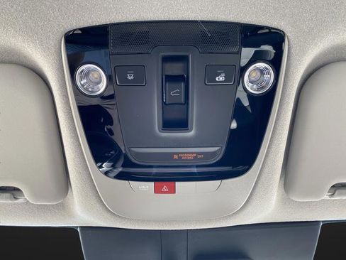 New 2026 Kia Niro EX FWD image 15