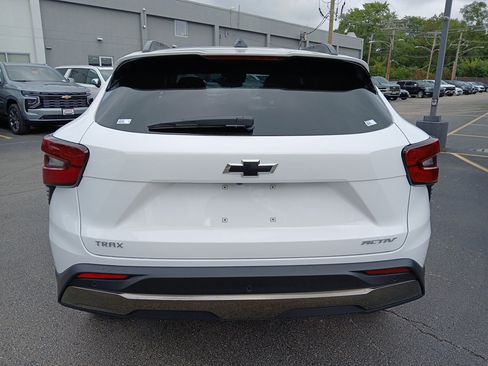 New 2026 Chevrolet Trax ACTIV w/ Sunroof Package image 24