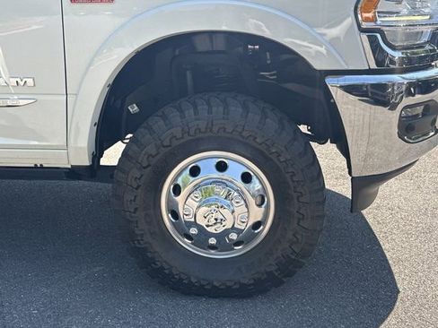 Used 2022 RAM 3500 Limited AWD/4WD image 14