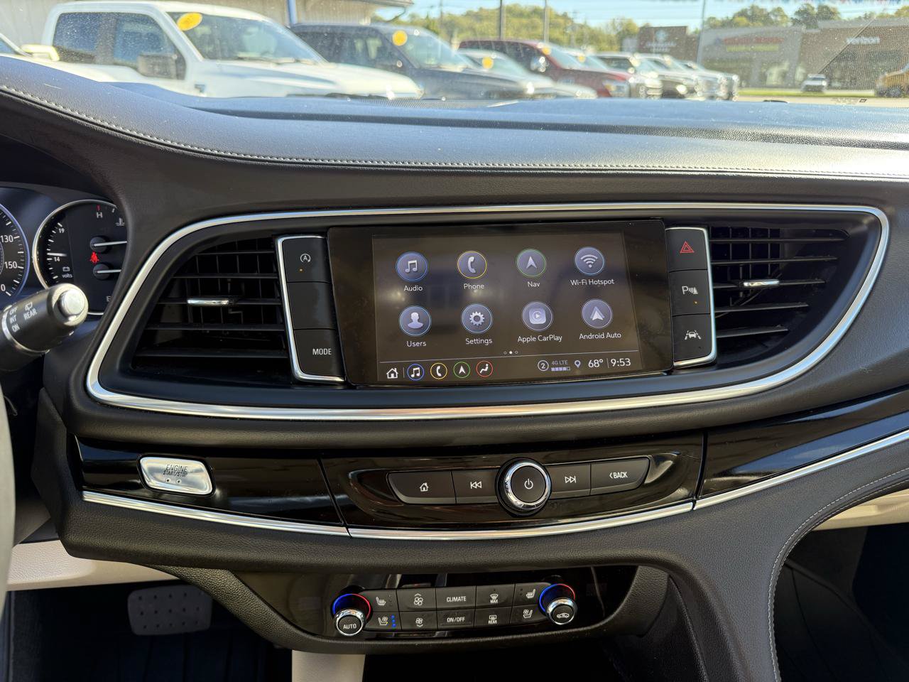 Used 2023 Buick Enclave Avenir w/ Avenir Technology Package FWD image 9