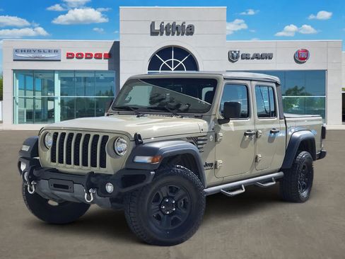 Used 2020 Jeep Gladiator Sport w/ Trailer Tow Package AWD/4WD image 1