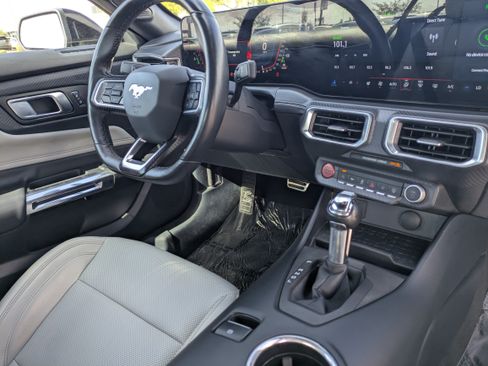 Used 2024 Ford Mustang Premium RWD image 15