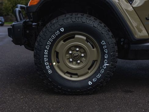 New 2026 Jeep Gladiator Willys image 15