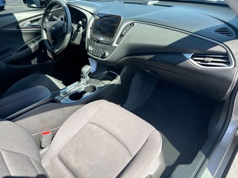 Used 2024 Chevrolet Malibu LT FWD image 29