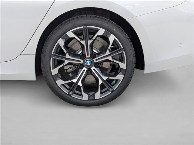 Certified 2026 BMW 330i xDrive Sedan AWD/4WD image 10