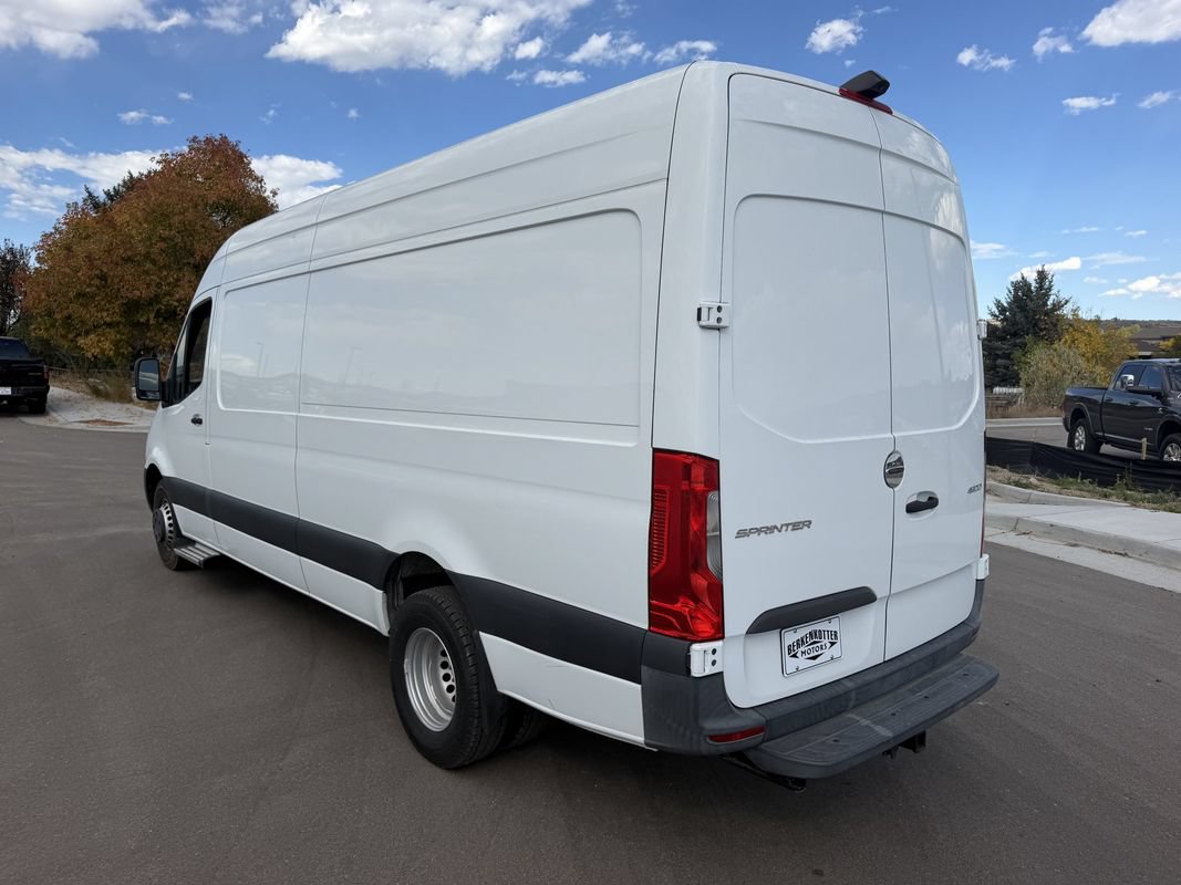 Used 2019 Freightliner Sprinter 170 Cargo RWD image 6