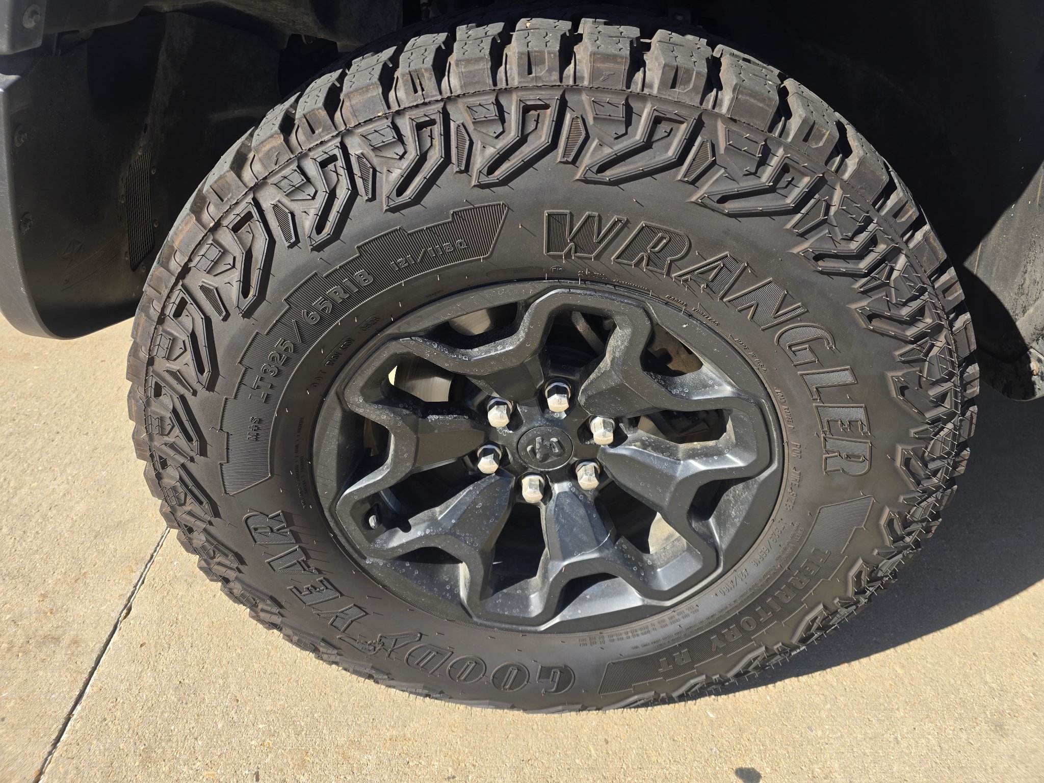 Used 2022 RAM 1500 TRX w/ TRX Level 2 Equipment Group AWD/4WD image 10