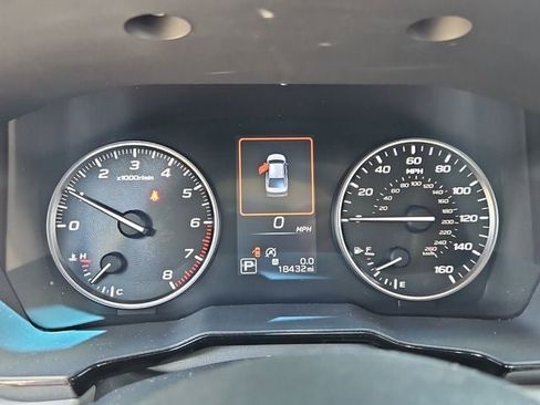 Used 2022 Subaru Legacy Premium image 32