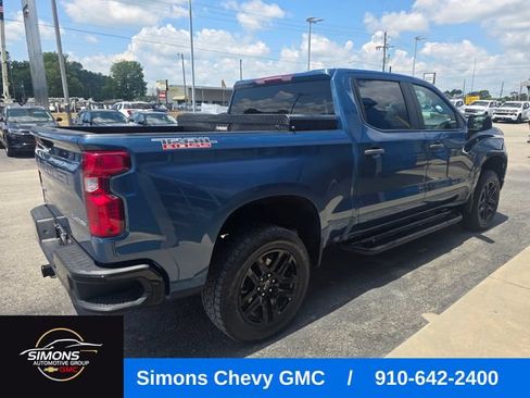 Used 2024 Chevrolet Silverado 1500 Custom Trail Boss AWD/4WD image 5