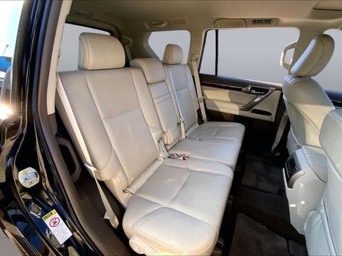 Used 2011 Lexus GX 460 w/ Comfort Plus Pkg AWD/4WD image 19