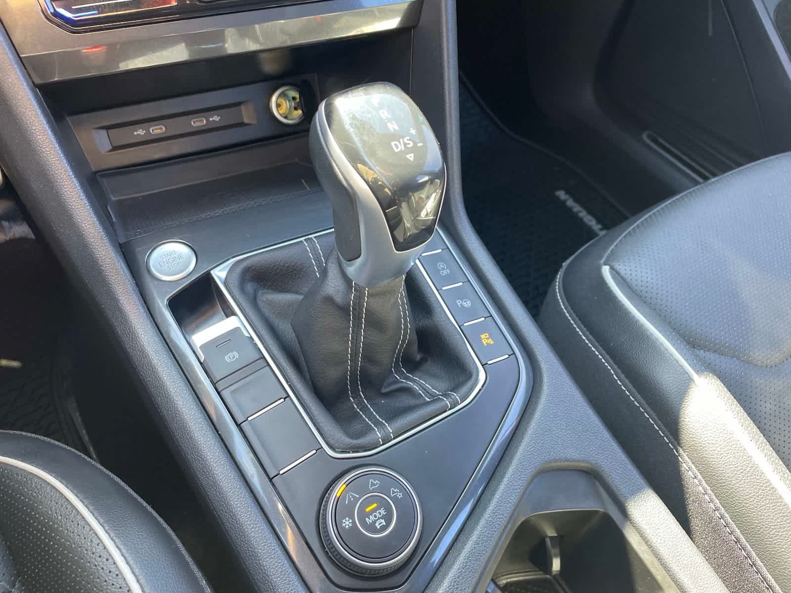 Used 2022 Volkswagen Tiguan SEL R-Line AWD/4WD image 27