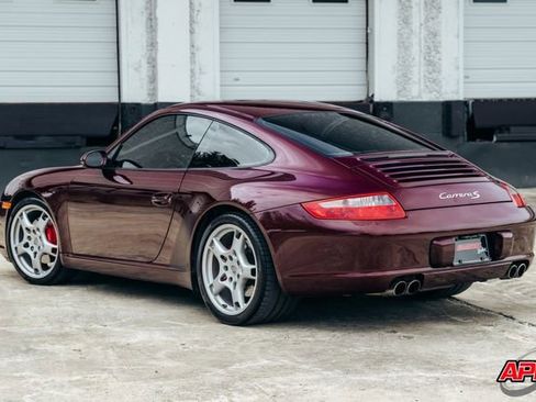 Used 2005 Porsche 911 Carrera S RWD image 47
