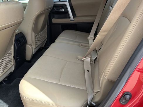 Used 2015 Toyota 4Runner Limited AWD/4WD image 33