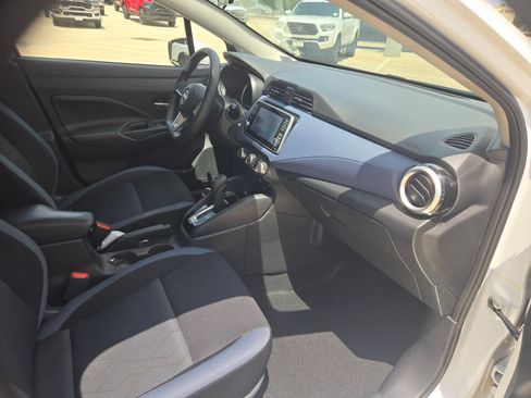 Used 2024 Nissan Versa SV FWD image 23