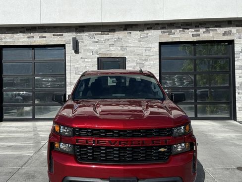 Used 2021 Chevrolet Silverado 1500 Custom AWD/4WD image 8