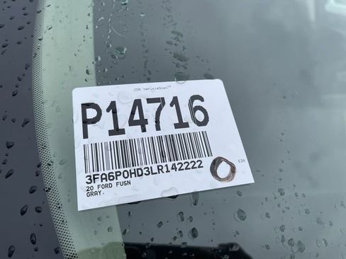 Used 2020 Ford Fusion SE FWD image 25