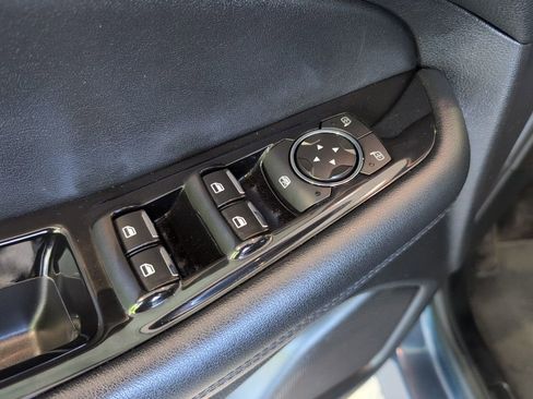 Used 2018 Ford Edge SEL w/ Equipment Group 201A AWD/4WD image 10