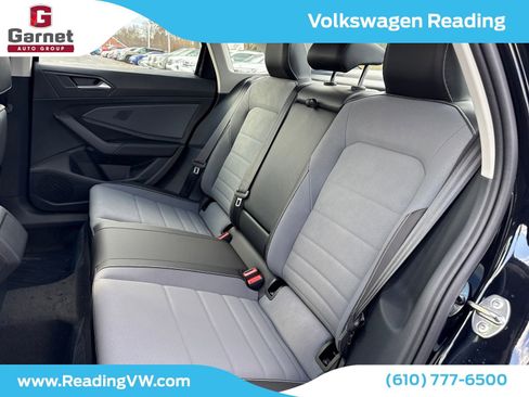 New 2026 Volkswagen Jetta SE image 13