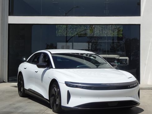 Used 2024 Lucid Air Touring AWD/4WD image 8