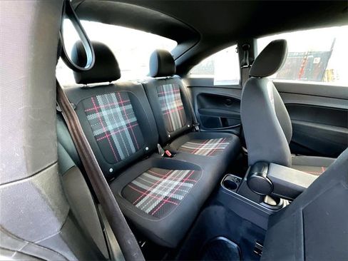 Used 2019 Volkswagen Beetle 2.0T S image 22