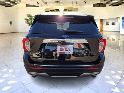 Used 2023 Ford Explorer Limited image 6