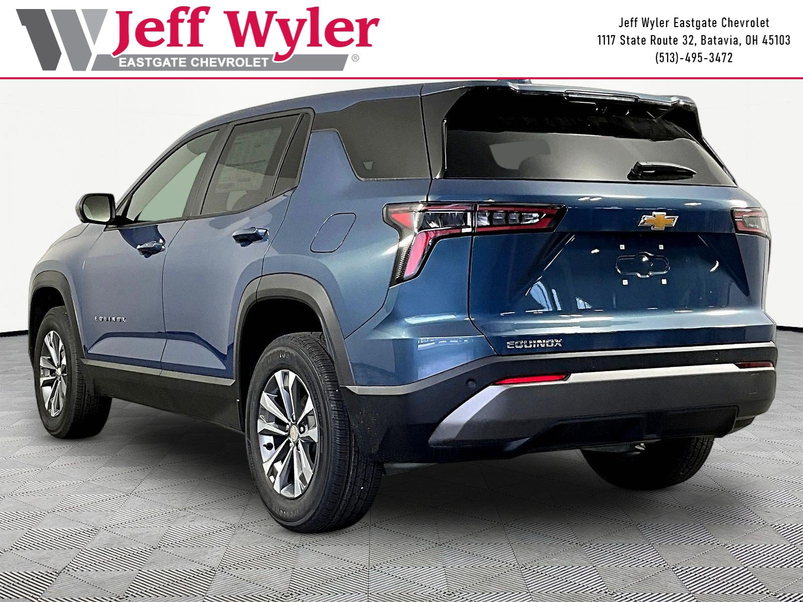 New 2026 Chevrolet Equinox LT w/ Safety and Technology Package FWD image 4