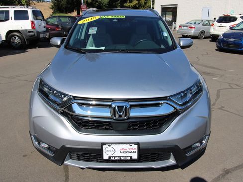Used 2018 Honda CR-V Touring image 8