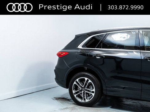Used 2025 Audi Q5 Premium w/ Convenience Package AWD/4WD image 9