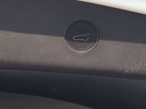 Used 2023 Tesla Model 3 Standard Range RWD image 30