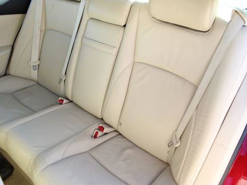 Used 2010 Lexus ES 350 image 21