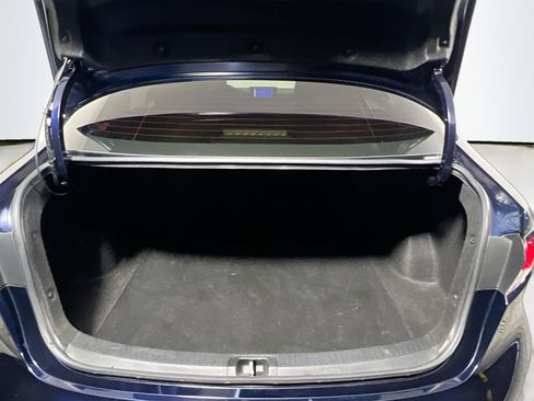 Used 2023 Toyota Corolla LE FWD image 32