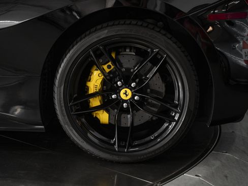 Certified 2018 Ferrari 488 Spider RWD image 22